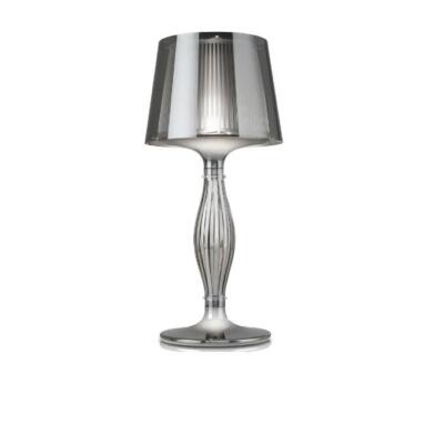 Liza Table